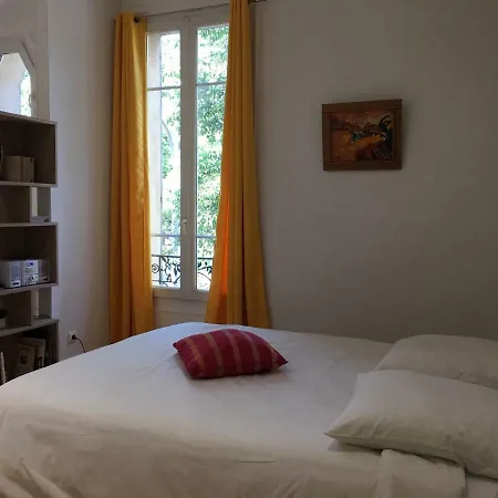 Apartment Grand Face Jardin